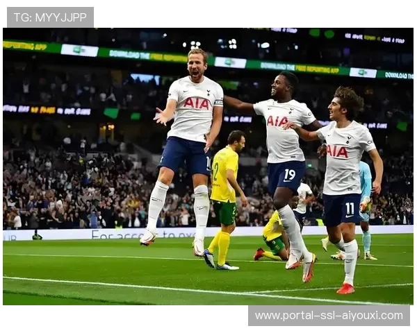 英冠牛津联对阵南安普敦，垫底球队防守崩盘