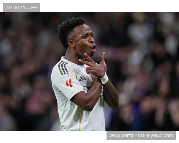 皇马4-1逆转皇家社会，维尼修斯点球梅开二度助球队登顶